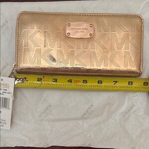 MICHAEL Michael Kors Gold Wallet